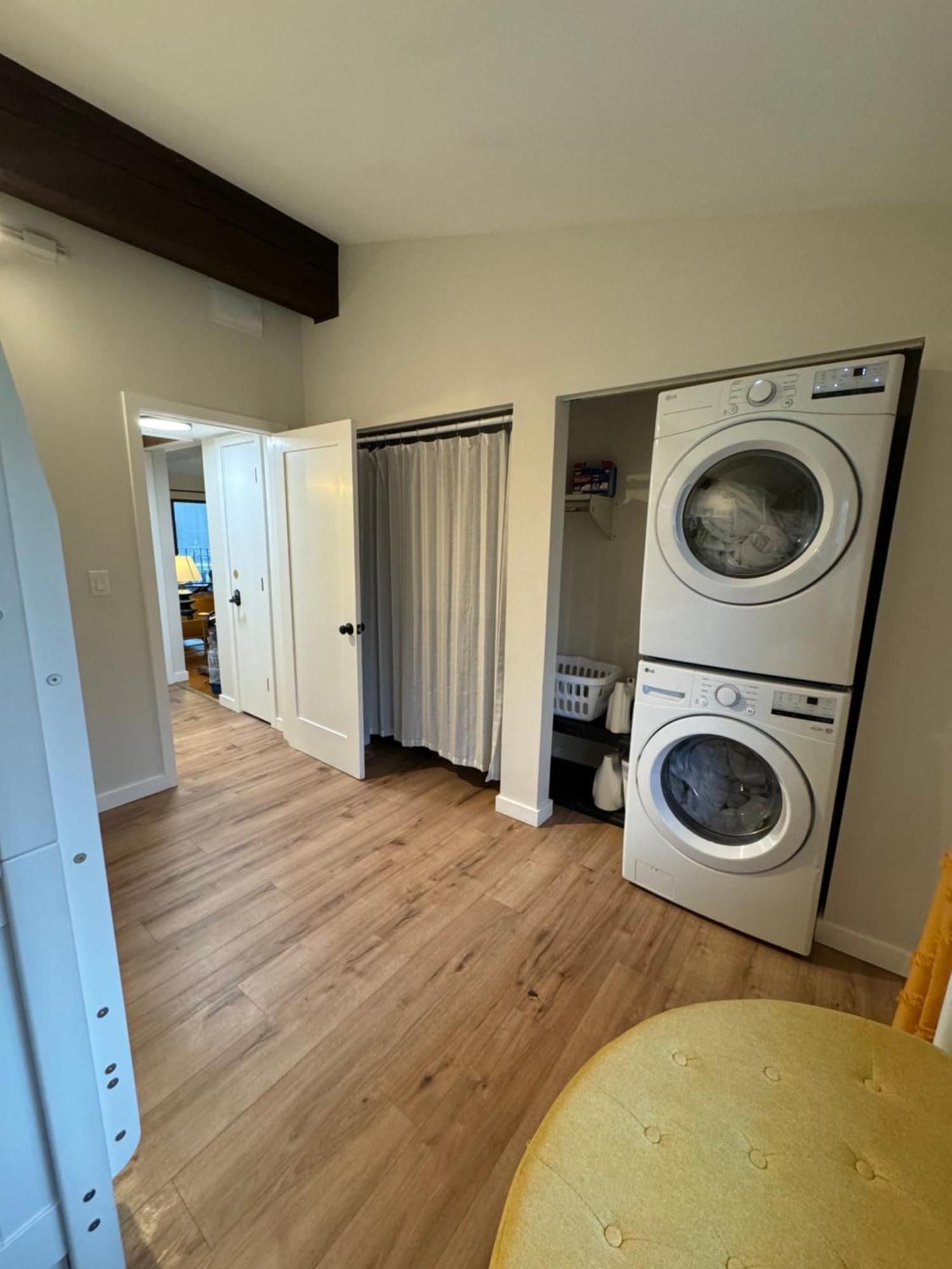 Newly Remodeled Mid-Century Modern Lake Condo 日内瓦湖城 外观 照片