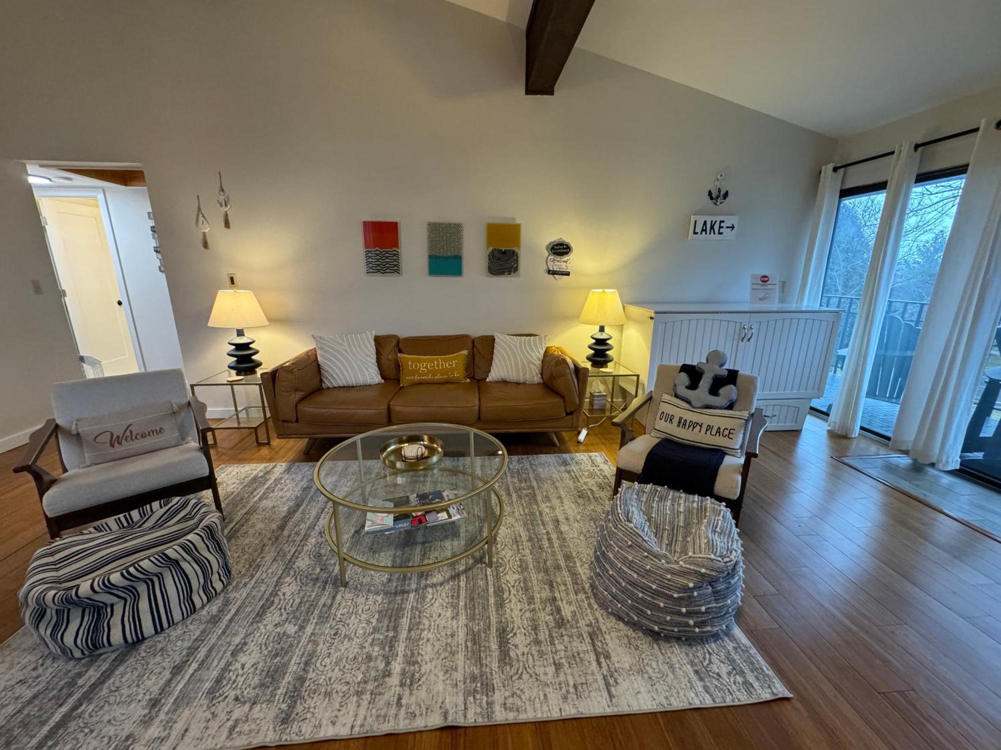 Newly Remodeled Mid-Century Modern Lake Condo 日内瓦湖城 外观 照片